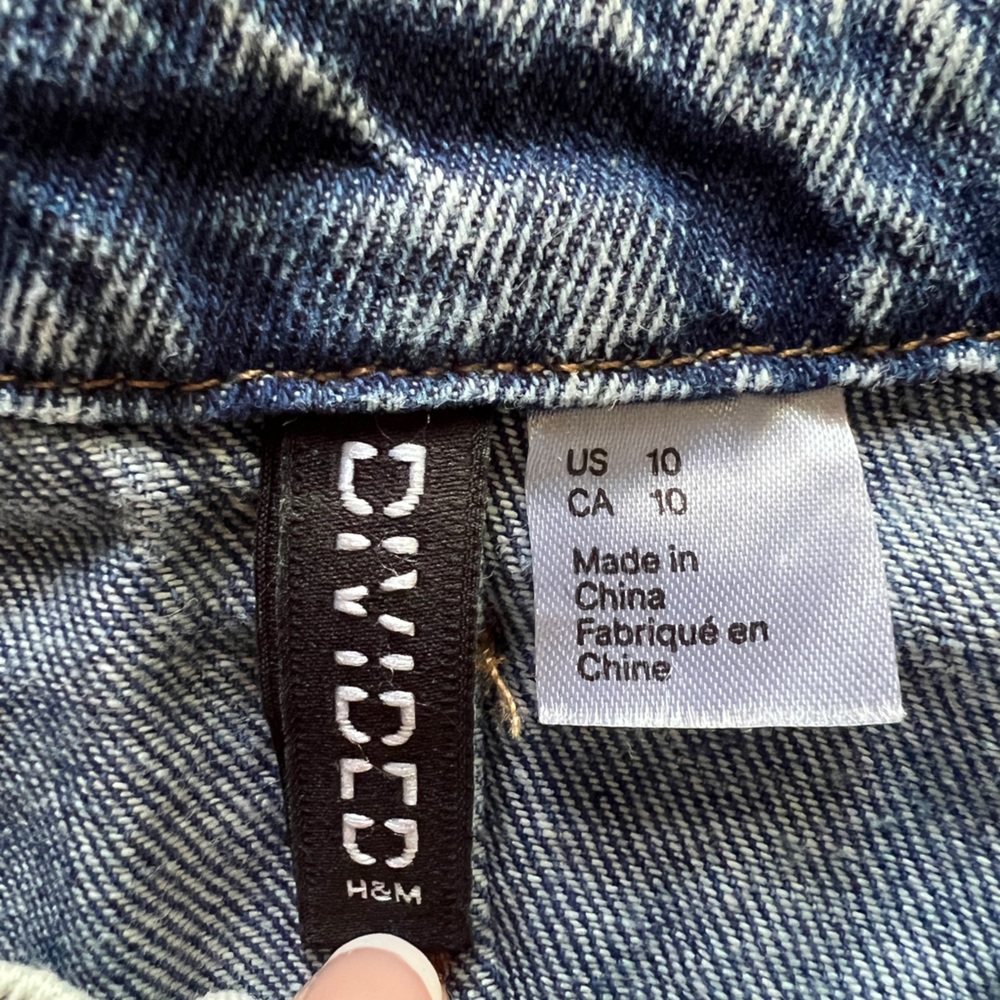 H&M Distressed Denim Mini Skirt - Picture 2 of 3